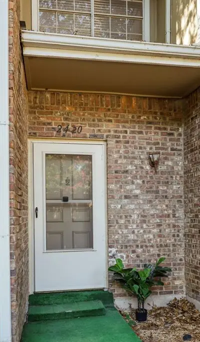 2420 Northlake Court, Irving TX 75038 - Photo 4