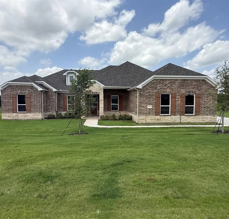 1300 Green Ridge, Weatherford TX 76085