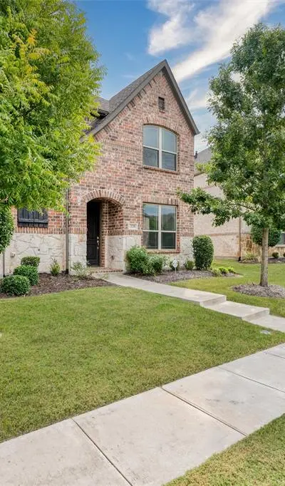 329 Carnaby Court, McKinney TX 75072 - Photo 2