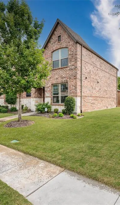 329 Carnaby Court, McKinney TX 75072 - Photo 3