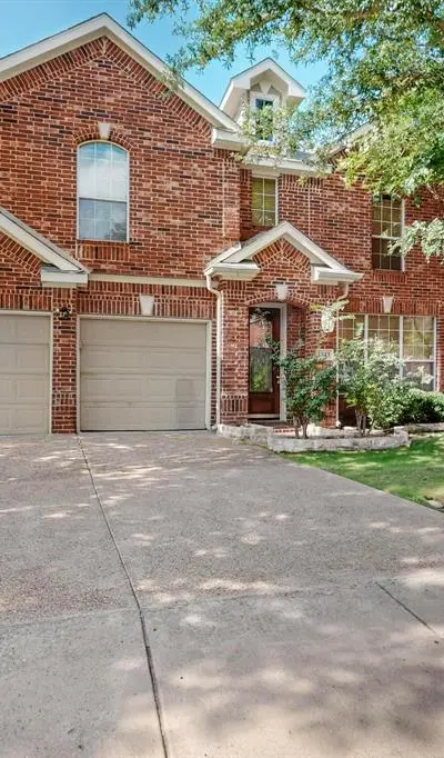 1343 Valley Vista Drive, Irving TX 75063