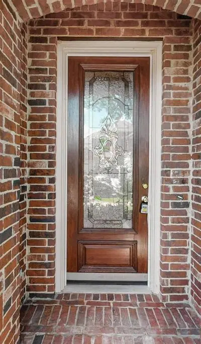 1343 Valley Vista Drive, Irving TX 75063 - Photo 4