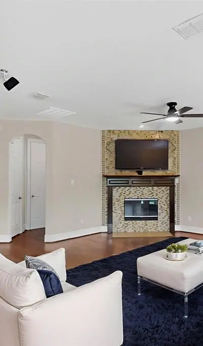 1343 Valley Vista Drive, Irving TX 75063 - Photo 5