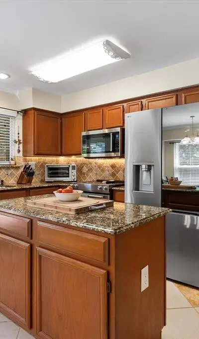 2404 Bennington Drive, Arlington TX 76018 - Photo 3
