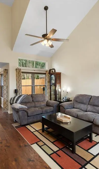 2404 Bennington Drive, Arlington TX 76018 - Photo 4