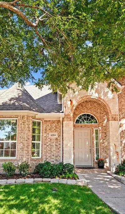 6204 Durango Drive, The Colony TX 75056 - Photo 2
