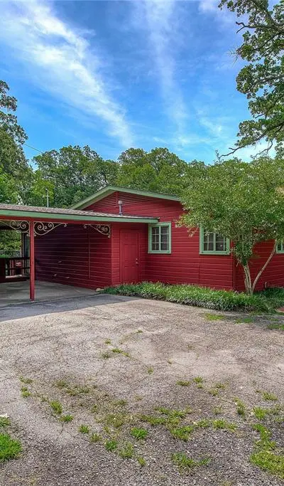 7 Oak Village Drive, Greenville TX 75402 - Photo 3