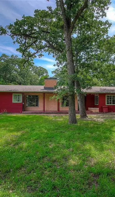 7 Oak Village Drive, Greenville TX 75402 - Photo 4