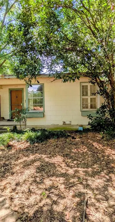 108 Varsity Circle, Arlington TX 76013 - Photo 2