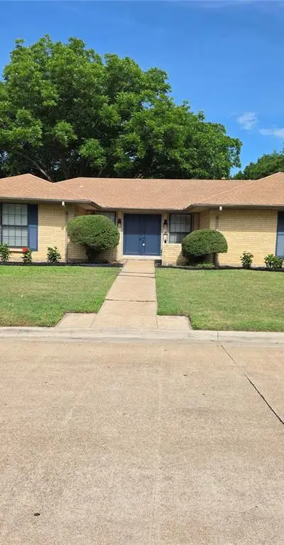 1507 Clover Hill Road, Mansfield TX 76063 - Photo 2