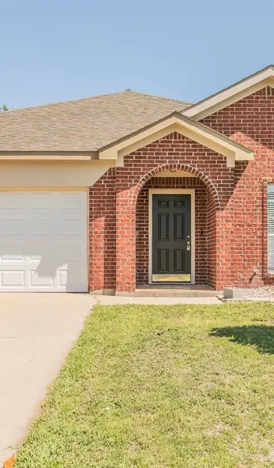 4333 Park Creek Circle N, Fort Worth TX 76137