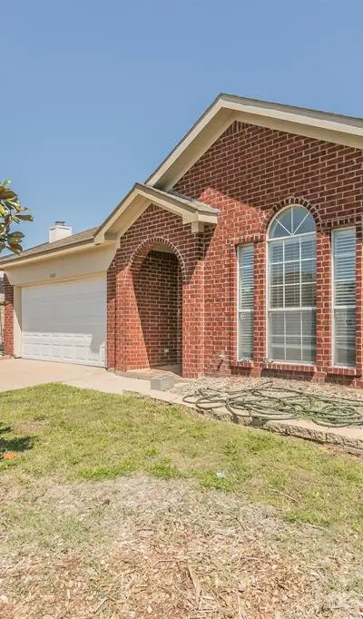 4333 Park Creek Circle N, Fort Worth TX 76137 - Photo 2