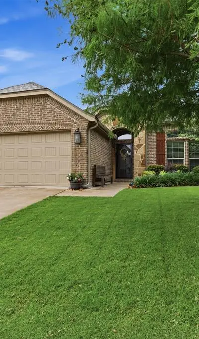 712 Mist Flower Drive, Little Elm TX 75068 - Photo 2