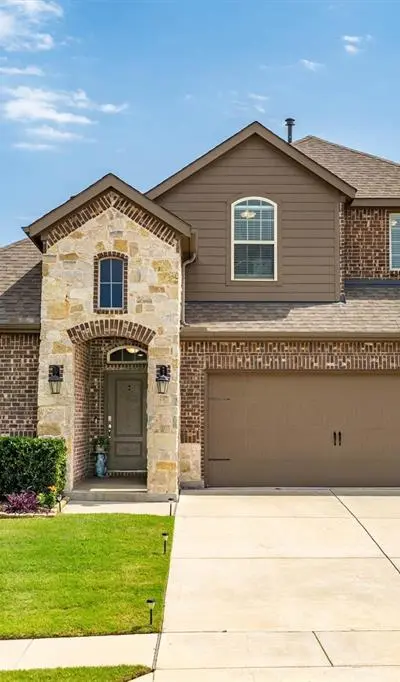 11204 Glover Lane, Aubrey TX 76227