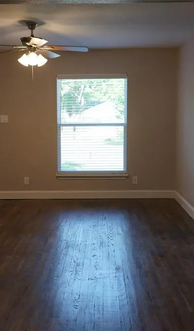 603 Magnolia Street, Arlington TX 76012 - Photo 2