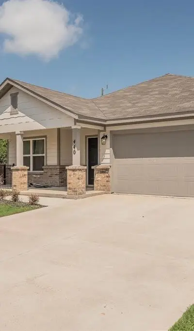 440 Rose Avenue, Cleburne TX 76033 - Photo 2