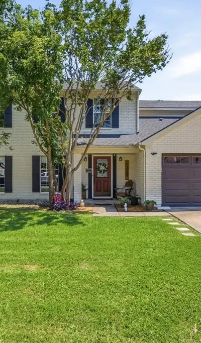 1229 Oxford Lane, Grapevine TX 76051
