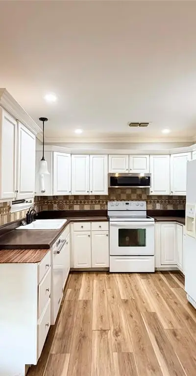 1304 Bellaire Street, Bowie TX 76230 - Photo 5