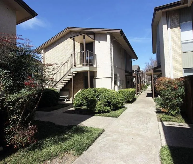 12816 Midway Road # 2049, Dallas TX 75244