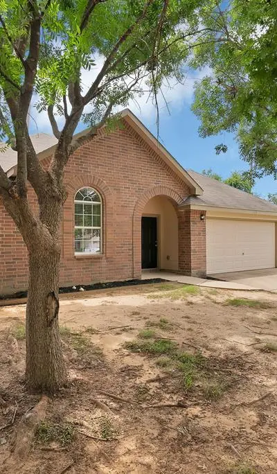 132 Parkwood Court, Azle TX 76020 - Photo 4