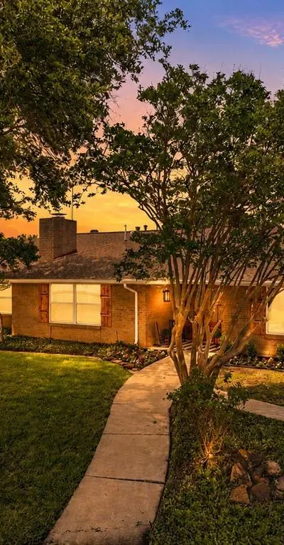 2713 Clearmeadow Court, Bedford TX 76021