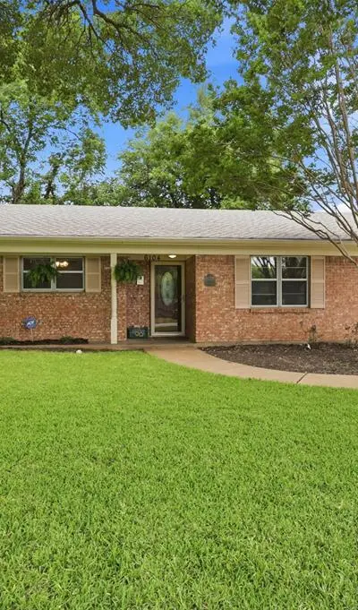 6104 Cliffside Drive, Edgecliff Village TX 76134