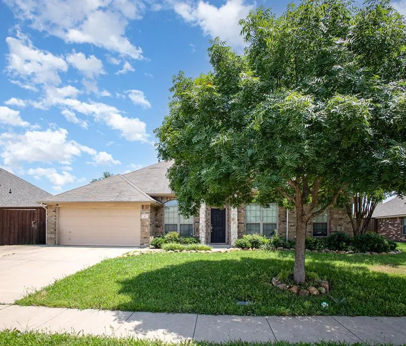 103 Haymeadow Drive, Crandall TX 75114