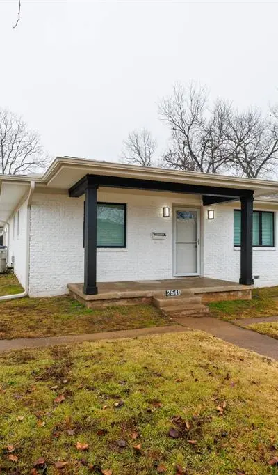 2540 Prichard Lane, Dallas TX 75227