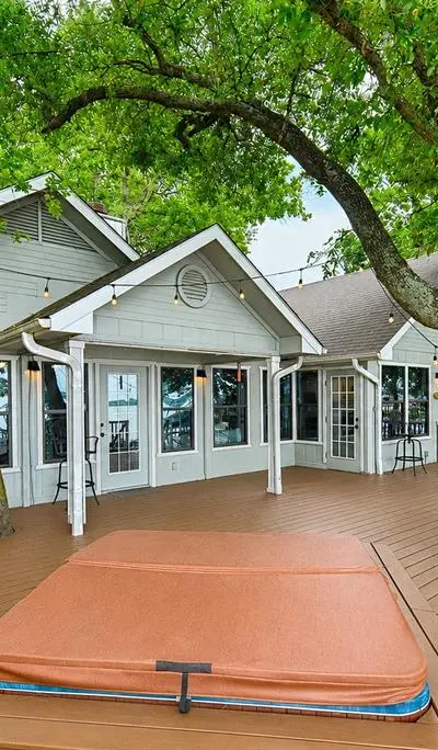 156 Ocean Drive, Gun Barrel City TX 75156