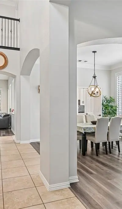 837 Moss Cliff Circle, McKinney TX 75071 - Photo 2
