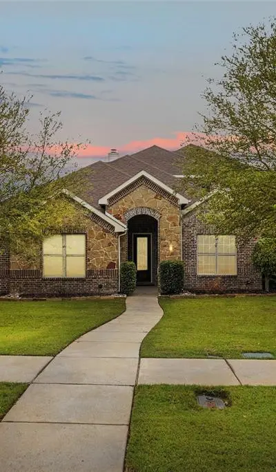 235 Williamsburg Lane, Ovilla TX 75154