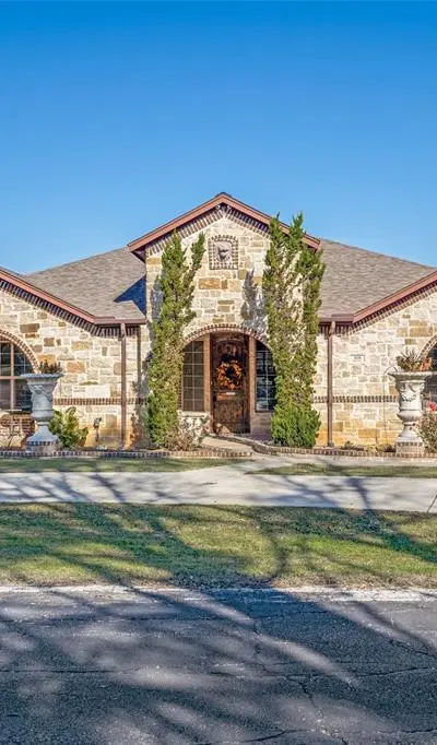 308 Sheri Lane, Roanoke TX 76262
