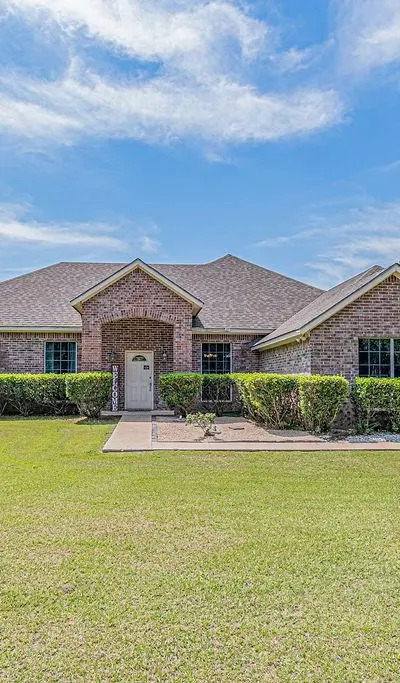 9789 S State Highway 34, Scurry TX 75158