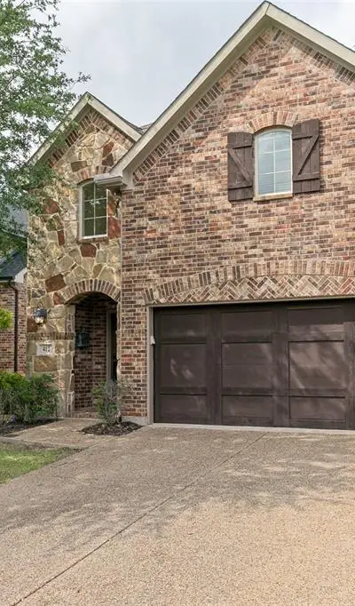 412 Eastland Drive, Lewisville TX 75056 - Photo 2