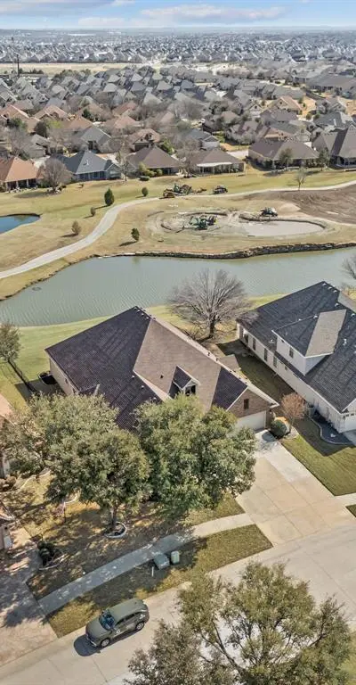 9317 Grandview Drive, Denton TX 76207 - Photo 3