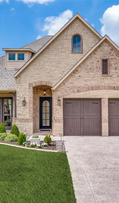 29 Pristine Pond Drive, Frisco TX 75034