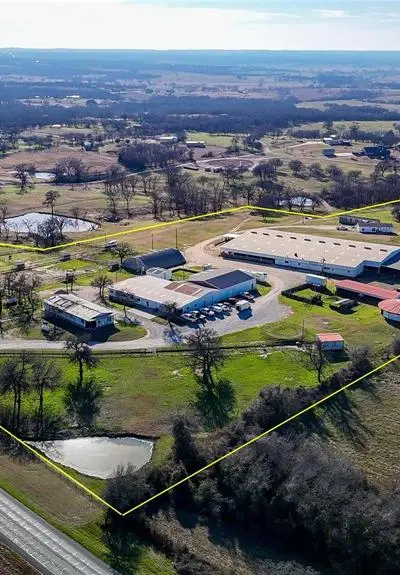 7206 FM 51, Boyd TX 76023 - Photo 2