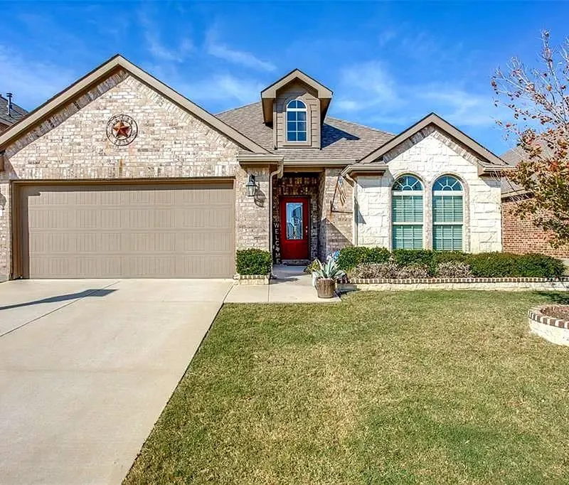1105 Lake Woodland Drive, Little Elm TX 75068