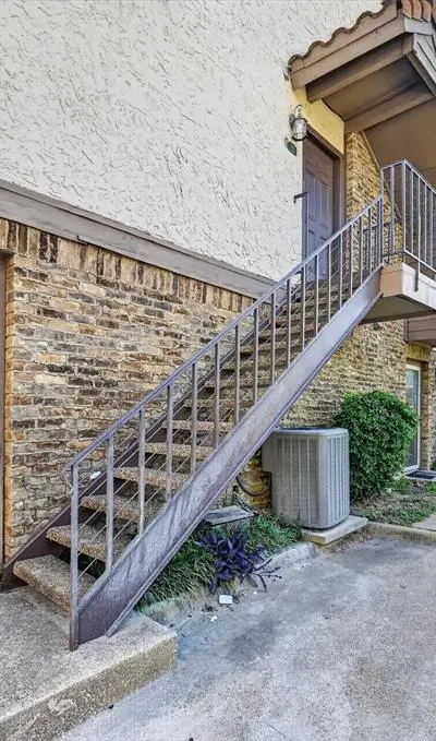 336 Melrose Drive # 21D, Richardson TX 75080 - Photo 2