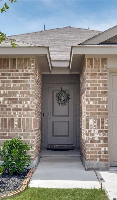 1336 Dillard Creek Drive, Fort Worth TX 76247 - Photo 3