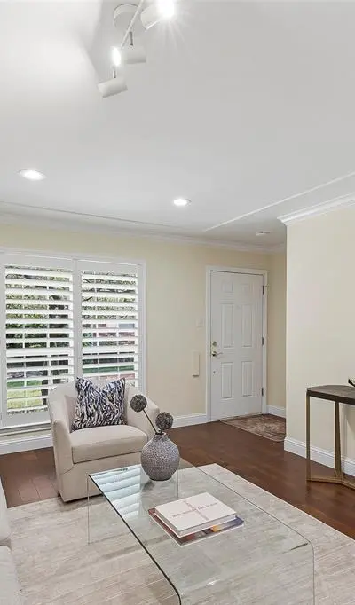 1357 Roaring Springs Road, Fort Worth TX 76114 - Photo 5