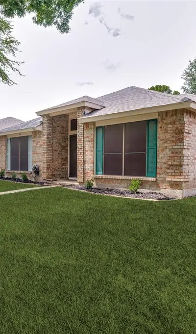987 Downey Drive, Lewisville TX 75067 - Photo 2