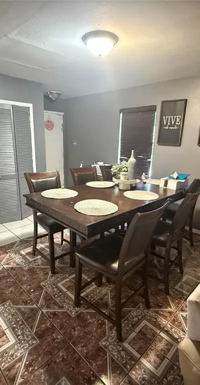 3834 Shelley Boulevard, Dallas TX 75211 - Photo 3