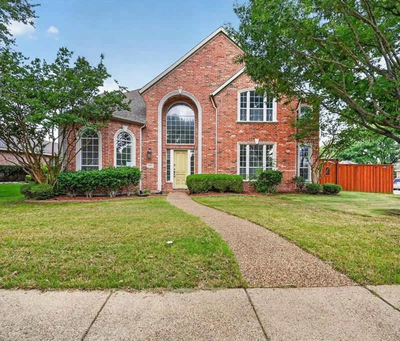 10901 Briar Brook Lane, Frisco TX 75033