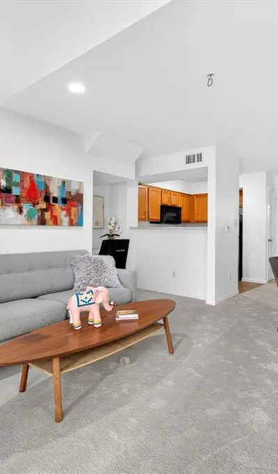 9817 Walnut Street # 214, Dallas TX 75243