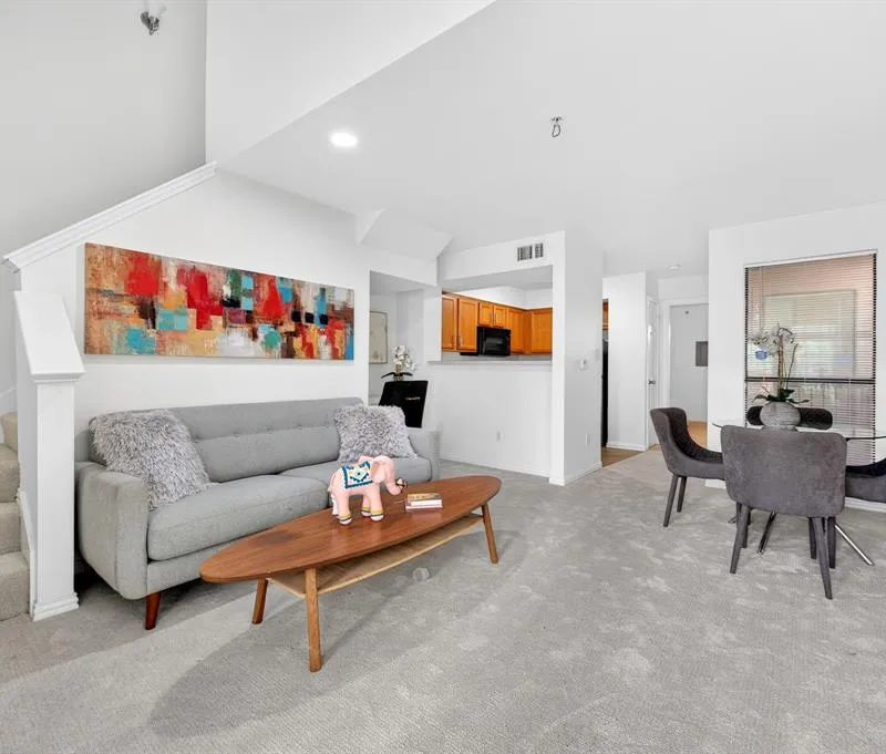9817 Walnut Street # 214, Dallas TX 75243