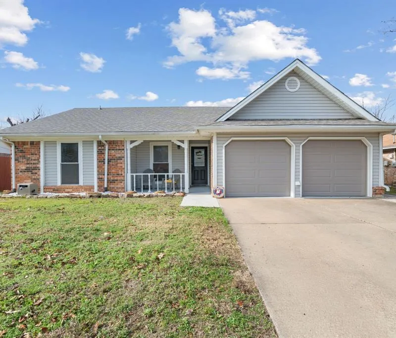 7629 Cedarhill Road, Watauga TX 76148