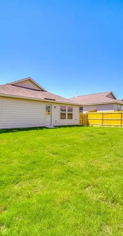 352 Sun Bluff Road, Fort Worth TX 76052 - Photo 2