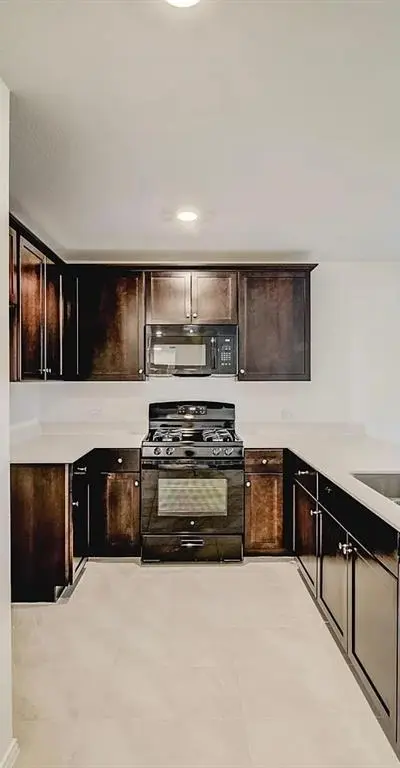 352 Sun Bluff Road, Fort Worth TX 76052 - Photo 4