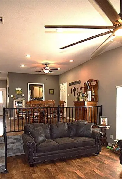 256 Sailfish Drive, Mabank TX 75156 - Photo 2